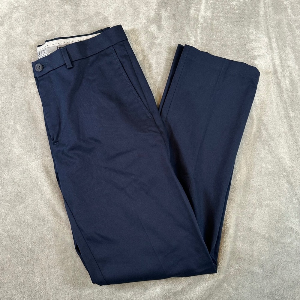 Haggar Iron-Free Premium Khaki Pants Mens 32x32 Navy Blue Straight Fit Chinos